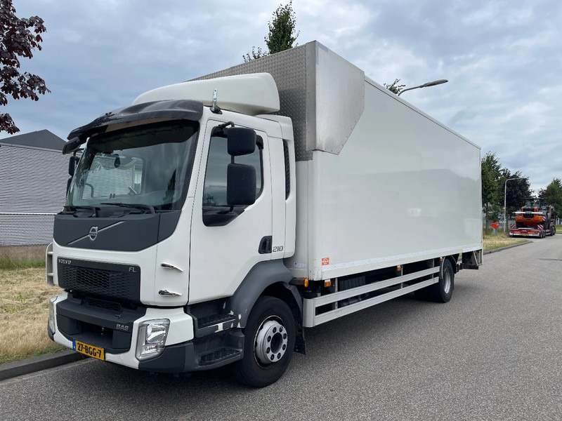 Volvo FL 210 euro 6 2015 - Box truck: picture 1 Volvo FL 210 euro 6 2015 - Box truck: picture 1