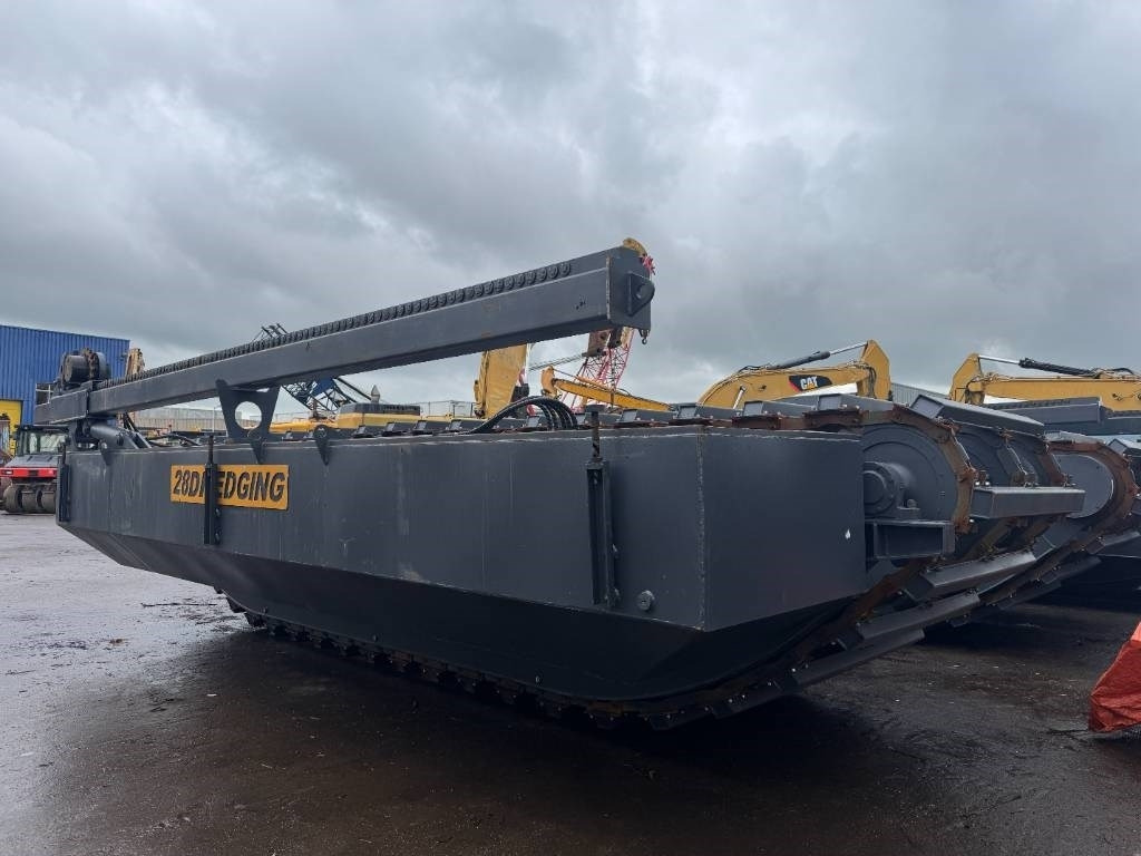 28 dredging dredg20 amphibious undercarriage with - Amphibious excavator: picture 2 28 dredging dredg20 amphibious undercarriage with - Amphibious excavator: picture 2