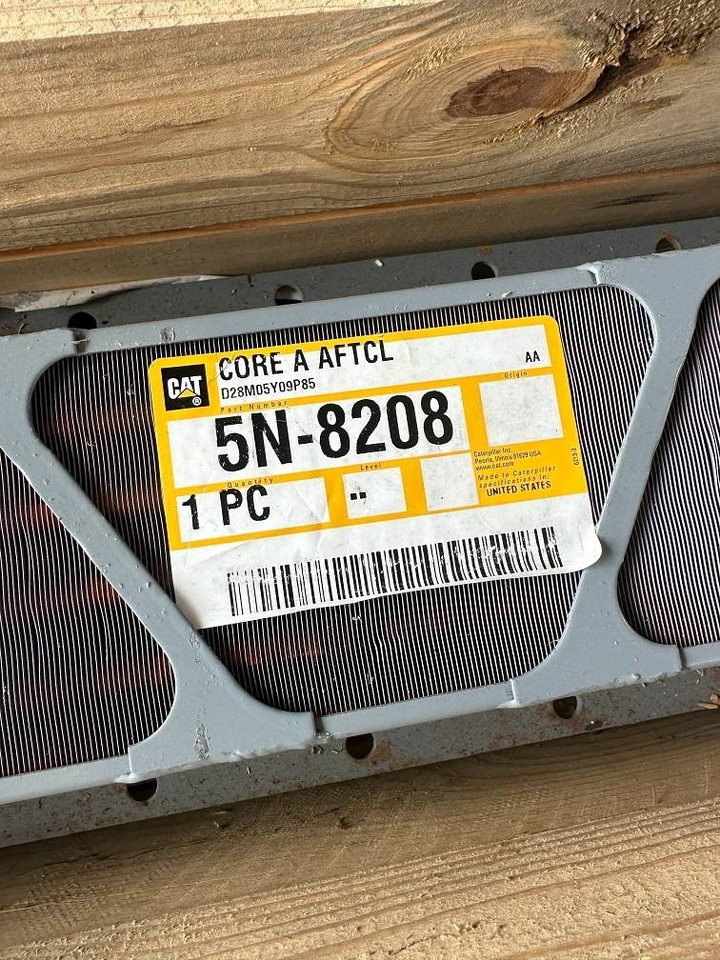 CAT 5N8208 5N-8208 core a after cooler - Radiator for Construction machinery: picture 1 CAT 5N8208 5N-8208 core a after cooler - Radiator for Construction machinery: picture 1