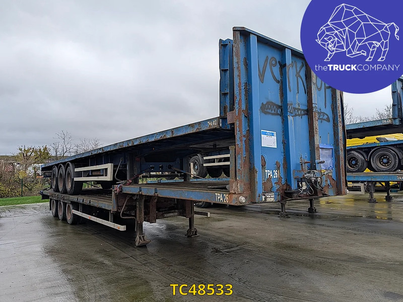 MOL - Low loader semi-trailer: picture 3 MOL - Low loader semi-trailer: picture 3