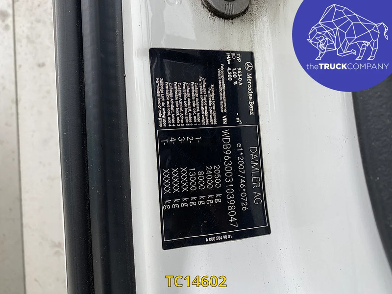 Box truck Mercedes-Benz Antos 1827: picture 10 Box truck Mercedes-Benz Antos 1827: picture 10