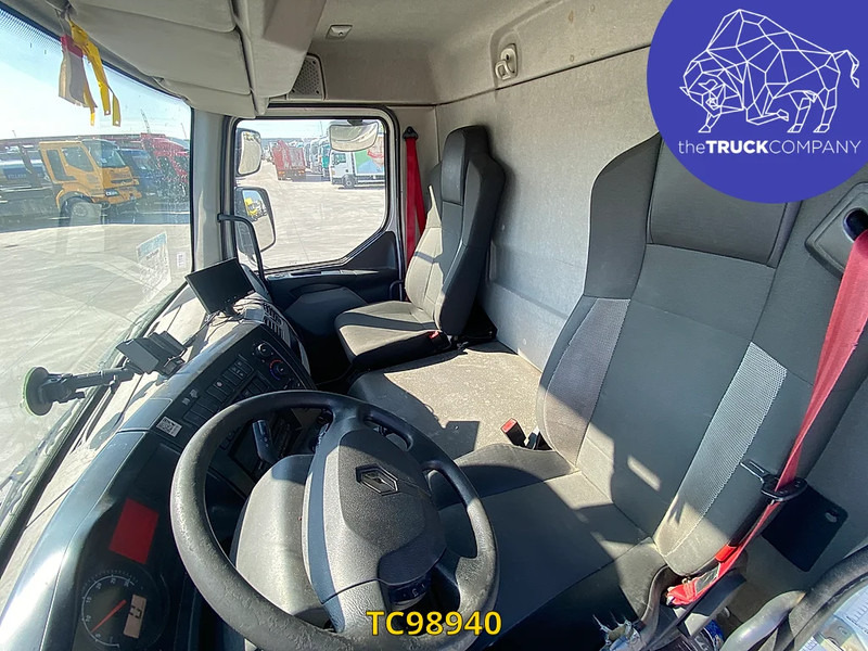Renault D 240 - Box truck: picture 5 Renault D 240 - Box truck: picture 5