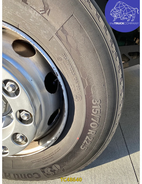 Cab chassis truck Volvo FH 460: picture 14