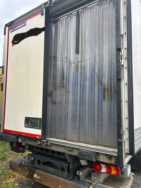 MERCEDES-BENZ 1524 - Refrigerator truck: picture 5 MERCEDES-BENZ 1524 - Refrigerator truck: picture 5