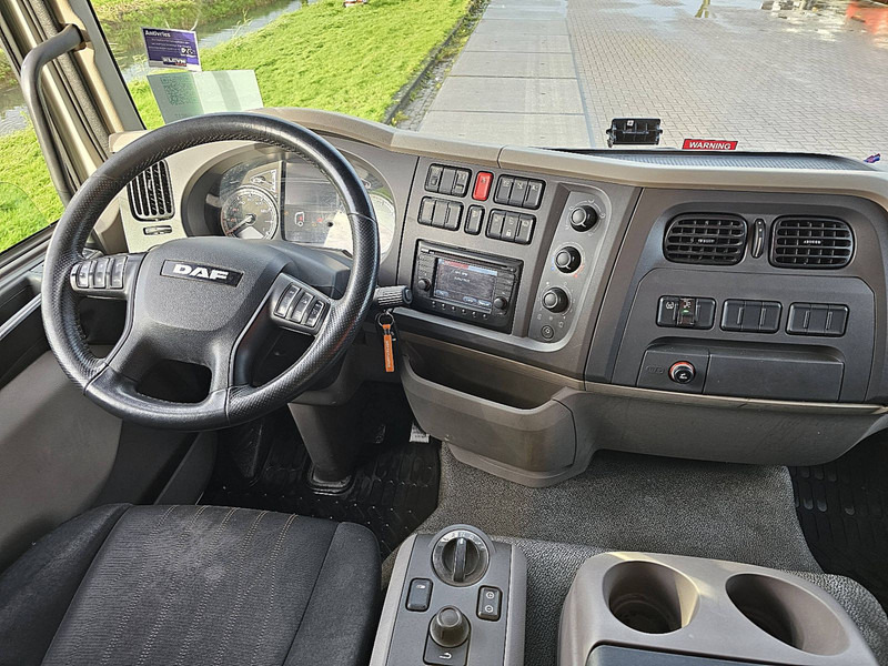 Interior photo 1: Curtainsider truck DAF LF 210 7.49T AIRCO LIFT