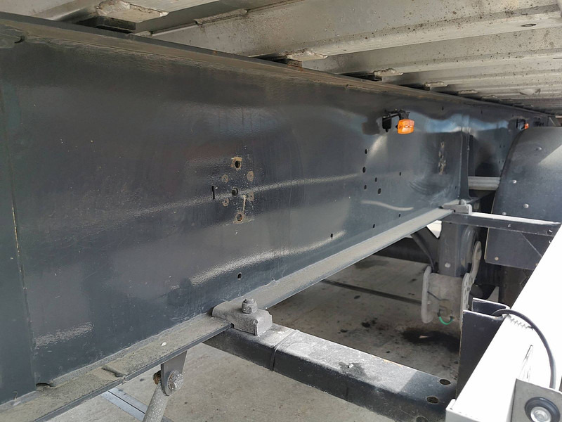 Tipper semi-trailer Fliegl 50M3 KOMBI DOORS: picture 9 Tipper semi-trailer Fliegl 50M3 KOMBI DOORS: picture 9