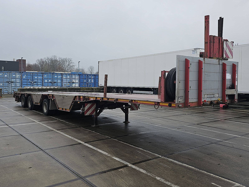Goldhofer SPN-L33-32/80 - Low loader semi-trailer: picture 3 Goldhofer SPN-L33-32/80 - Low loader semi-trailer: picture 3