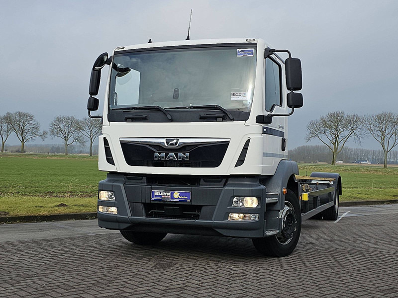 MAN 18.290 TGM 19T WB 578 AIRCO - Cab chassis truck: picture 1 MAN 18.290 TGM 19T WB 578 AIRCO - Cab chassis truck: picture 1