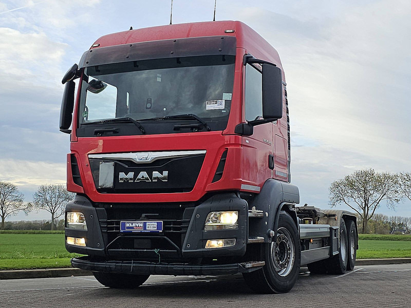 MAN 26.440 TGS - Hook lift truck: picture 1 MAN 26.440 TGS - Hook lift truck: picture 1