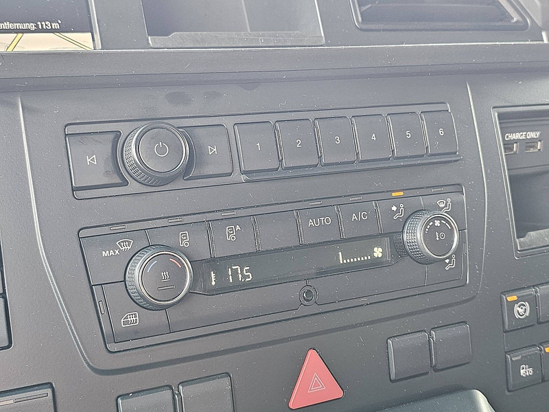 Container transporter/ Swap body truck MAN 26.510 TGX GX 6X2 INTARDER: picture 14 Container transporter/ Swap body truck MAN 26.510 TGX GX 6X2 INTARDER: picture 14