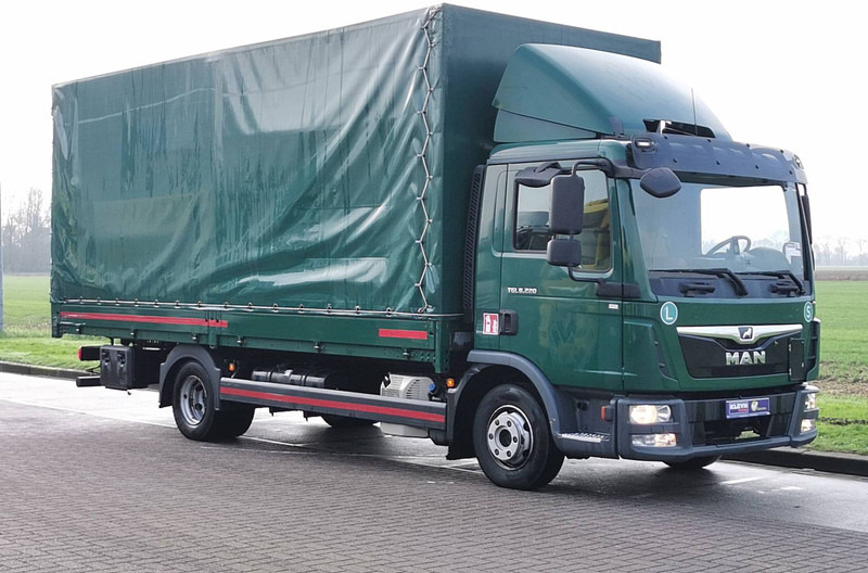 MAN 8.220 TGL MANUAL AIRCO AHK - Curtainsider truck: picture 5 MAN 8.220 TGL MANUAL AIRCO AHK - Curtainsider truck: picture 5