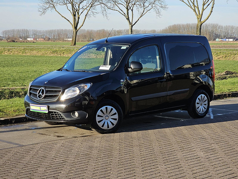 Mercedes-Benz Citan 109 CDI AC EURO6 - Box van: picture 2 Mercedes-Benz Citan 109 CDI AC EURO6 - Box van: picture 2