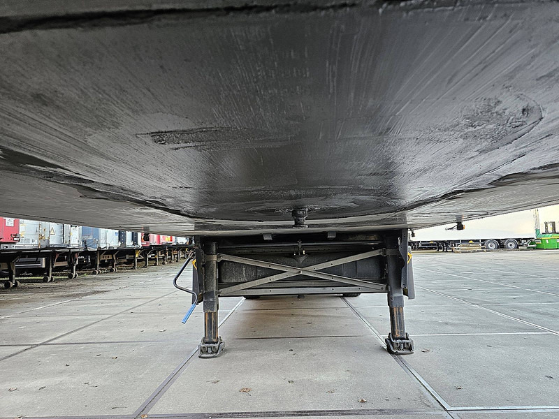 Refrigerator semi-trailer Schmitz Cargobull SKO 24/L 13.4 FP 65 THERMOKING SLXI300: picture 8 Refrigerator semi-trailer Schmitz Cargobull SKO 24/L 13.4 FP 65 THERMOKING SLXI300: picture 8