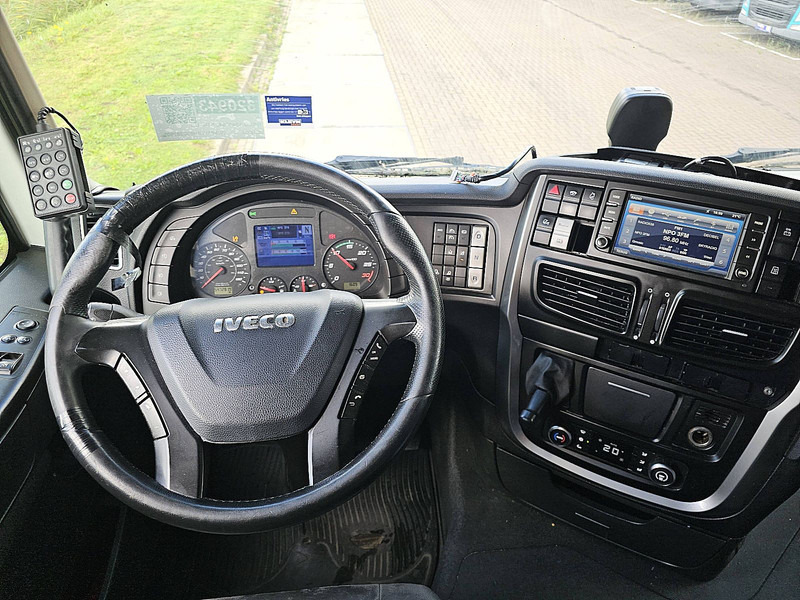 Tractor unit Iveco AS440S40 STRALIS LNG: picture 8 Tractor unit Iveco AS440S40 STRALIS LNG: picture 8