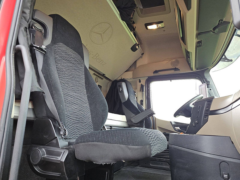 Tractor unit Mercedes-Benz ACTROS 1848 LS: picture 7 Tractor unit Mercedes-Benz ACTROS 1848 LS: picture 7