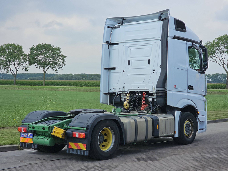 Mercedes-Benz ACTROS 1848 LS STR.SP. RET. 2X TANK - Tractor unit: picture 3 Mercedes-Benz ACTROS 1848 LS STR.SP. RET. 2X TANK - Tractor unit: picture 3