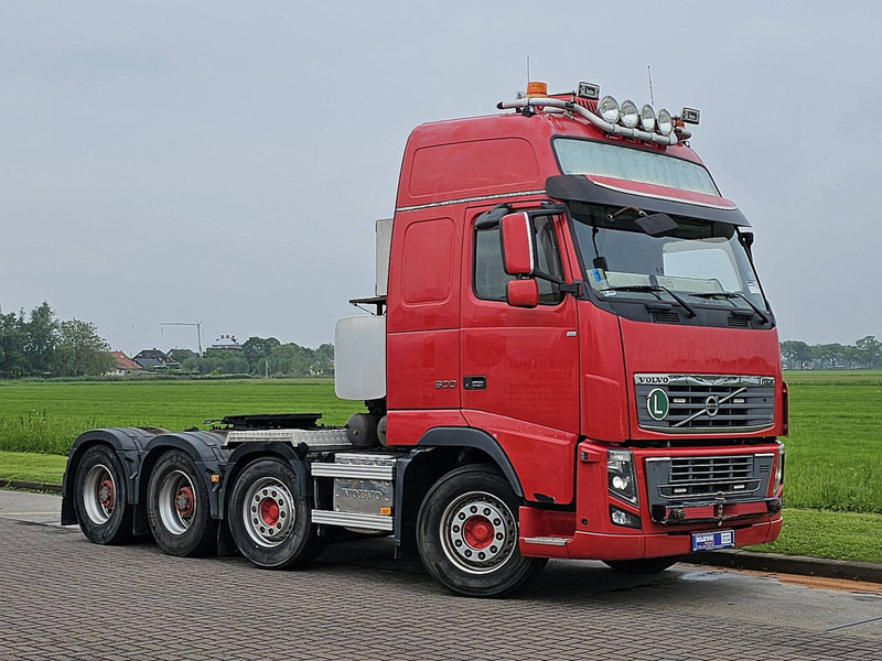 Volvo FH 16.600 8X4 MAN. RET. 145T - Tractor unit: picture 5 Volvo FH 16.600 8X4 MAN. RET. 145T - Tractor unit: picture 5