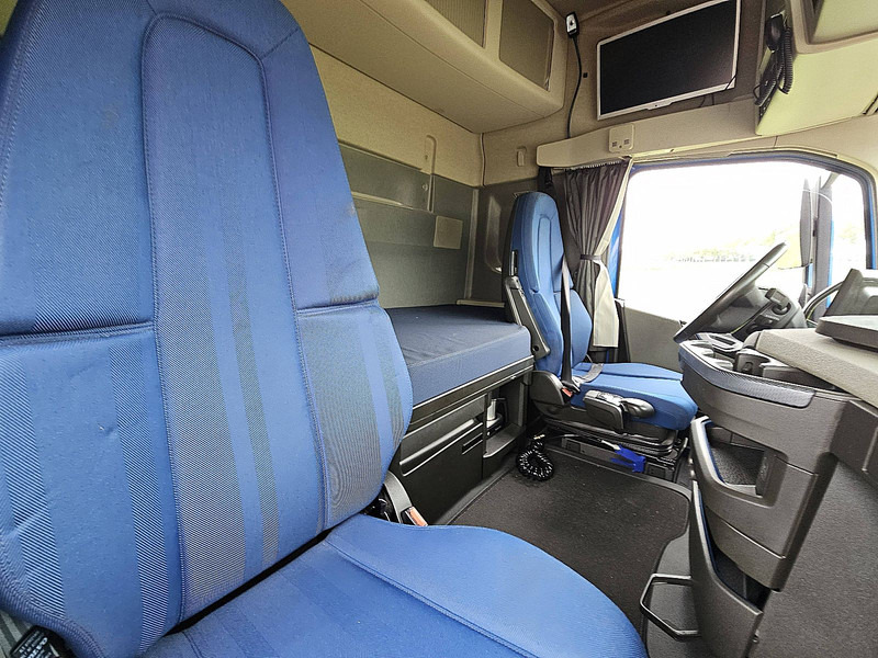 Tractor unit Volvo FH 460 LED ALCOA PTO+HYDR.: picture 15