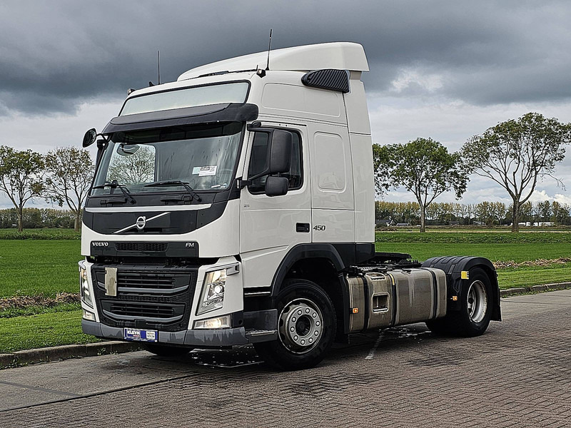 Volvo FM 450 GLOBETROTTER ADR - Tractor unit: picture 2 Volvo FM 450 GLOBETROTTER ADR - Tractor unit: picture 2