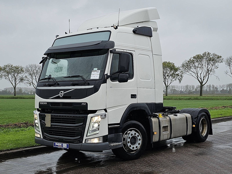 Volvo FM 460 GLOBETROTTER ADR - Tractor unit: picture 2 Volvo FM 460 GLOBETROTTER ADR - Tractor unit: picture 2