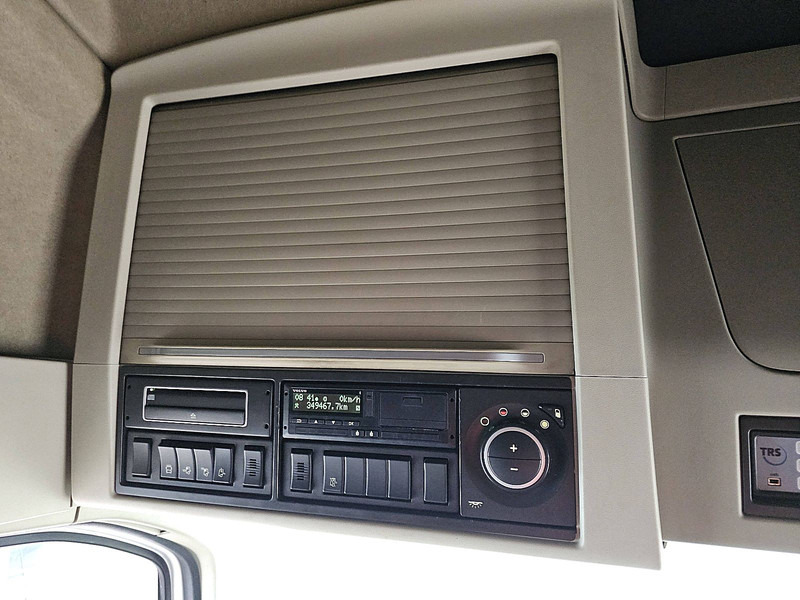 Refrigerator truck Volvo FH 460 6X2 LAMBERET COMBI: picture 13