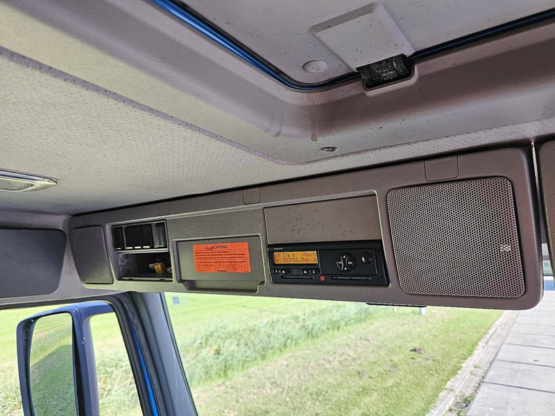 Box truck Volvo FM 11.330 8X2 BÄR 2000KG LIFT: picture 13 Box truck Volvo FM 11.330 8X2 BÄR 2000KG LIFT: picture 13