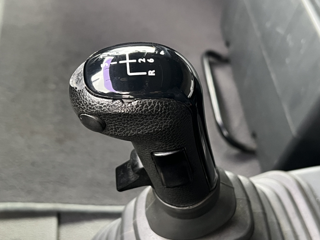 MAN TGA 26.440 6x2 LL Retarder Kran Palfinger 20002 - Curtainsider truck, Crane truck: picture 3 MAN TGA 26.440 6x2 LL Retarder Kran Palfinger 20002 - Curtainsider truck, Crane truck: picture 3