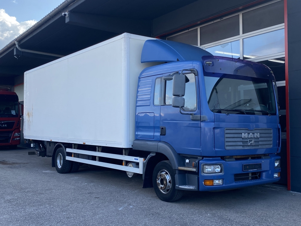 MAN TGL 12.240 7,2mKoffer Klimaaut LBW AutomatikAHK - Box truck: picture 1 MAN TGL 12.240 7,2mKoffer Klimaaut LBW AutomatikAHK - Box truck: picture 1