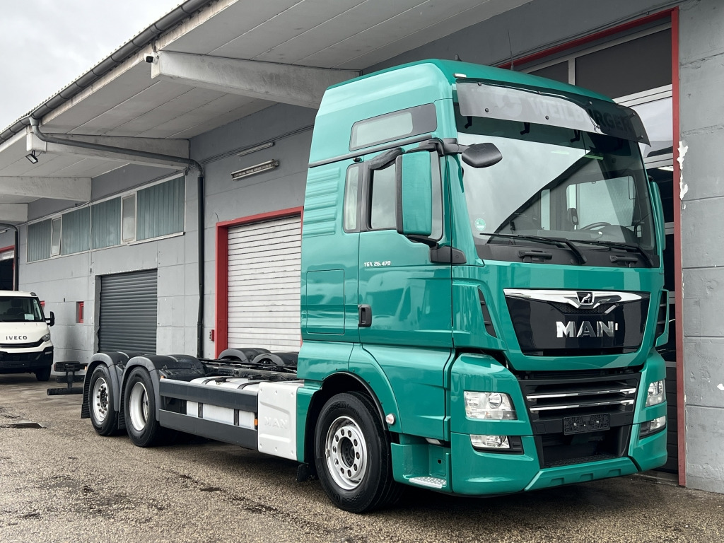 MAN TGX 26.470 XXL Standklima Intarder Liftachse AHK - Cab chassis truck: picture 1 MAN TGX 26.470 XXL Standklima Intarder Liftachse AHK - Cab chassis truck: picture 1