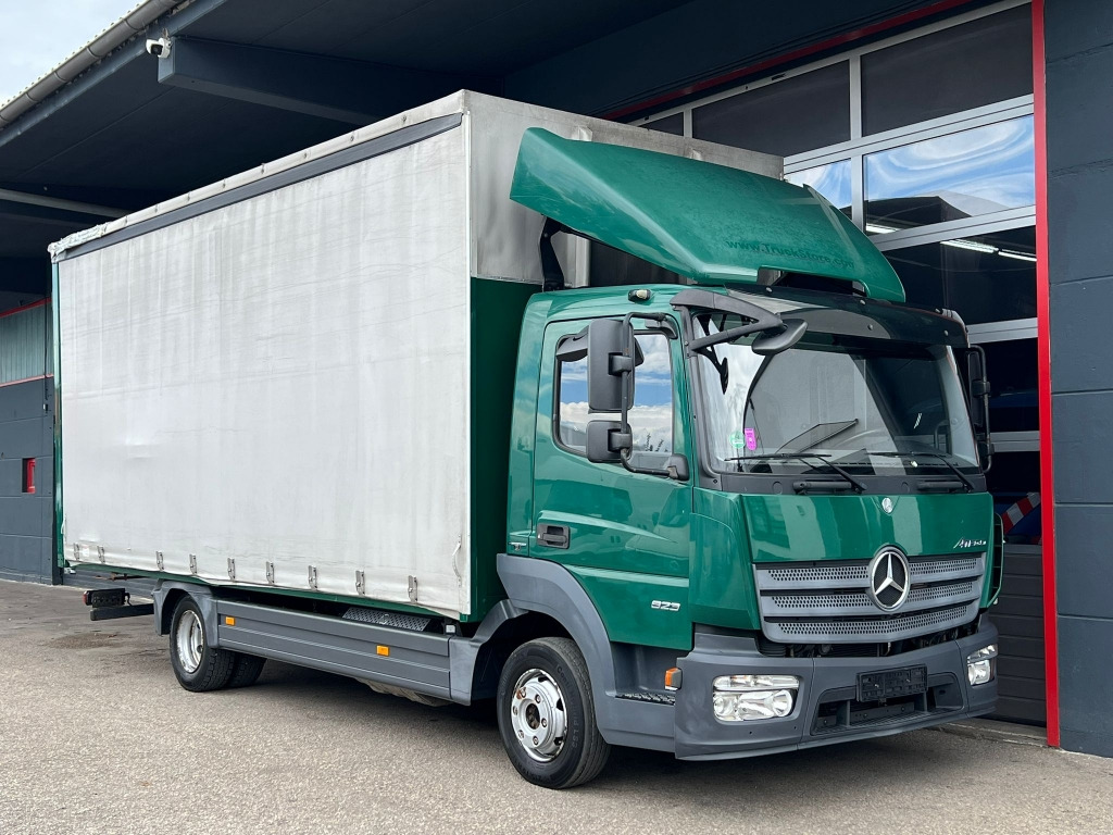 Mercedes-Benz Atego 823 Euro6 Klima 6,1m P+P AHK Orig. 164.tkm - Curtain side van: picture 1 Mercedes-Benz Atego 823 Euro6 Klima 6,1m P+P AHK Orig. 164.tkm - Curtain side van: picture 1