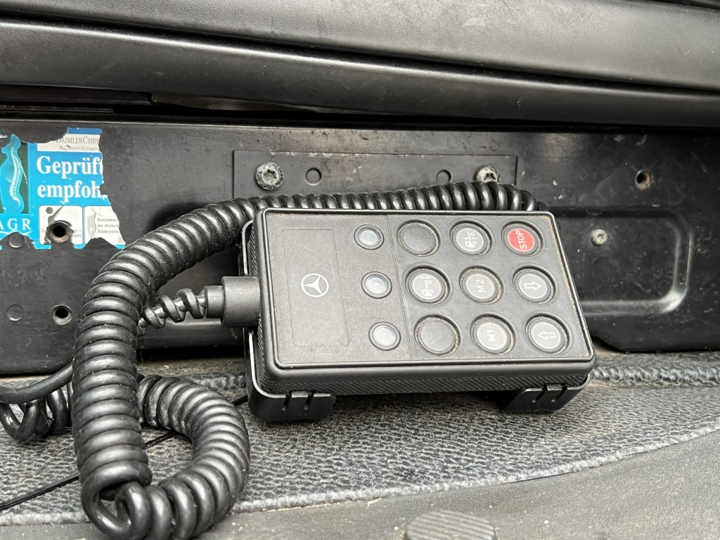 Mercedes-Benz Actros 1841 MP2 Klima Retarder Kühlbox EPS+Pedal - Tractor unit: picture 5 Mercedes-Benz Actros 1841 MP2 Klima Retarder Kühlbox EPS+Pedal - Tractor unit: picture 5