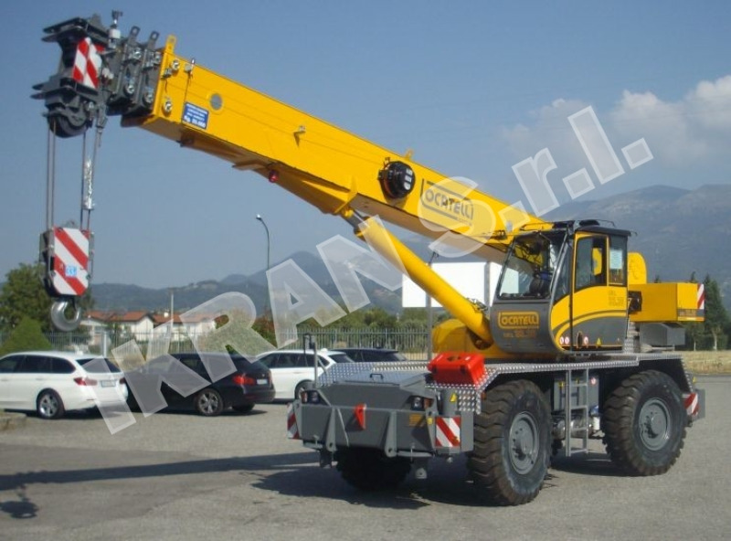 Locatelli GRIL 33.30 - Rough terrain crane: picture 1 Locatelli GRIL 33.30 - Rough terrain crane: picture 1