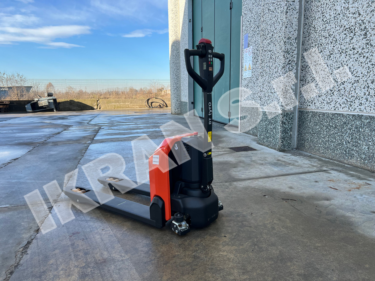 Toyota BT Tyro LHE130 - Pallet truck: picture 2 Toyota BT Tyro LHE130 - Pallet truck: picture 2