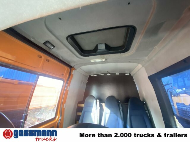 Iveco Daily 35S12 2,3 HPI 4x2, 8 Sitzplätze - Coach: picture 2 Iveco Daily 35S12 2,3 HPI 4x2, 8 Sitzplätze - Coach: picture 2