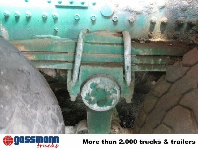 MAN 33.292 8x4 BB, 6-Zylinder - Mixer pump truck: picture 3 MAN 33.292 8x4 BB, 6-Zylinder - Mixer pump truck: picture 3