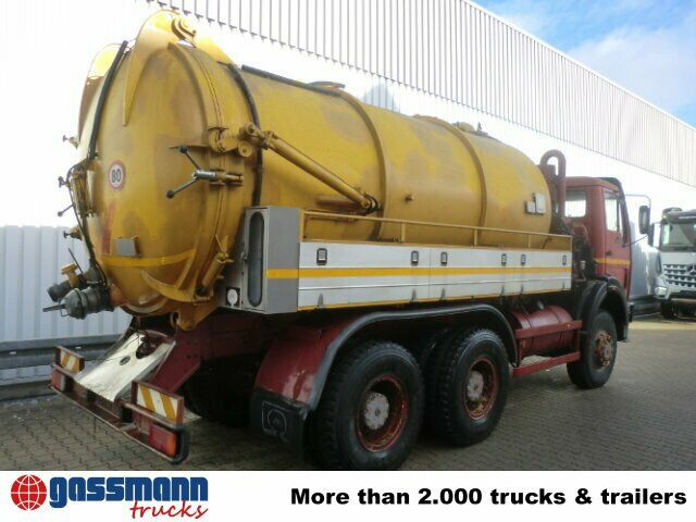 MORO SPA Saugaufbau ca. 14m³, Kippbar - Tank container: picture 3 MORO SPA Saugaufbau ca. 14m³, Kippbar - Tank container: picture 3