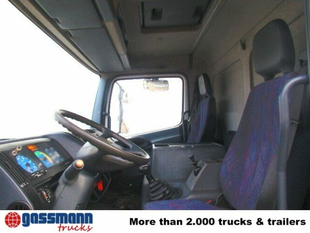 Mercedes-Benz Atego 815 4x2 - Box truck: picture 2 Mercedes-Benz Atego 815 4x2 - Box truck: picture 2