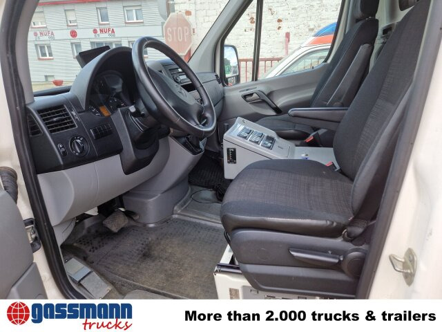 Panel van Mercedes-Benz Sprinter 516 CDI 4x2, Rettungswagen: picture 12 Panel van Mercedes-Benz Sprinter 516 CDI 4x2, Rettungswagen: picture 12