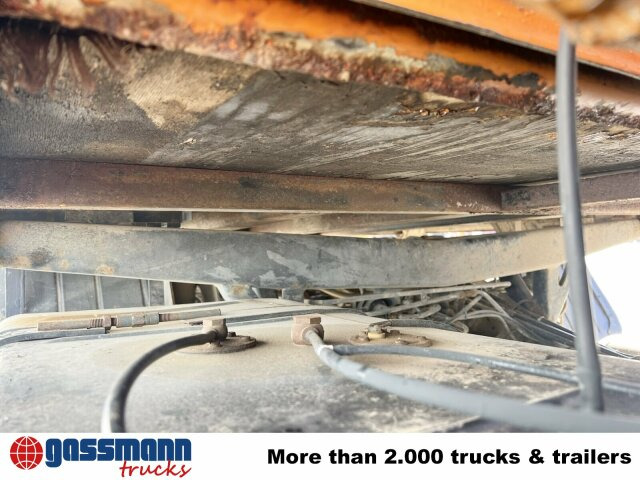 Unimog U84 406 4x4, Kommunalhydraulik, Zapfwelle vorn & - Municipal/ Special vehicle: picture 3 Unimog U84 406 4x4, Kommunalhydraulik, Zapfwelle vorn & - Municipal/ Special vehicle: picture 3