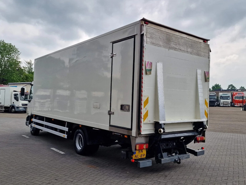 DAF LF 45.170 - Box - Loadlift - Manual gearbox - Old Tacho - Box truck: picture 5 DAF LF 45.170 - Box - Loadlift - Manual gearbox - Old Tacho - Box truck: picture 5