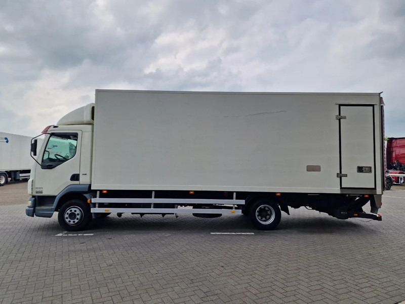 DAF LF 45.170 - Box - Loadlift - Manual gearbox - Old Tacho - Box truck: picture 4 DAF LF 45.170 - Box - Loadlift - Manual gearbox - Old Tacho - Box truck: picture 4