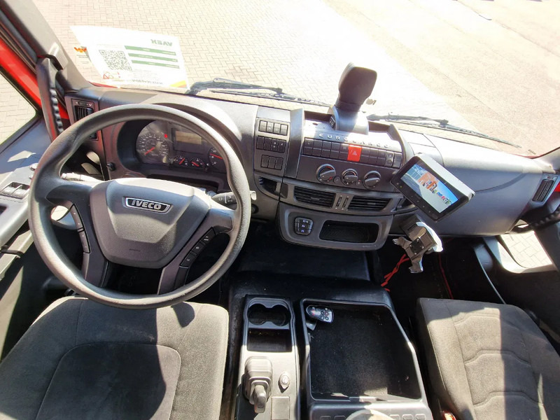 Box truck Iveco EuroCargo 160 210 - Isotherm box - Zepro loadlift - Low KM - Airco - Camera: picture 14