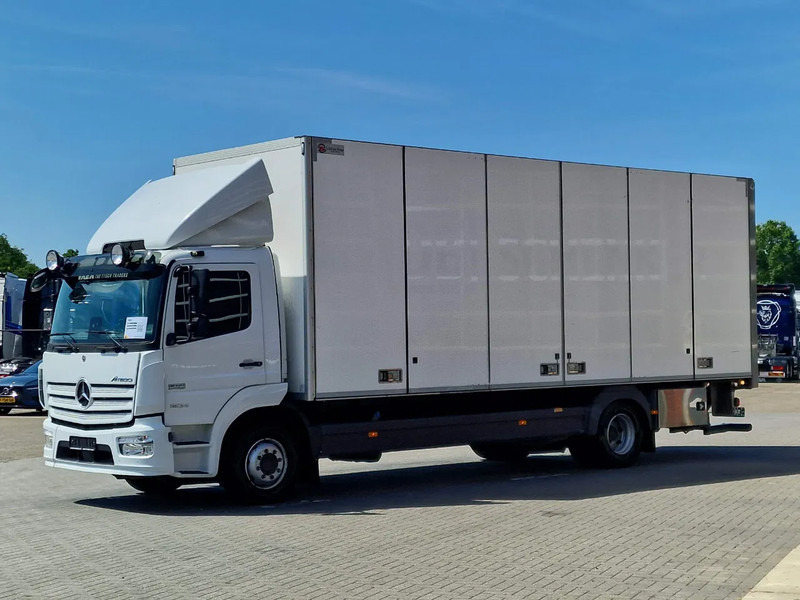 Mercedes-Benz Atego 1524 Box with sidedoors - Zepro loadlift - Full air - Euro 6 - Automatic - Camera system - Box truck: picture 3 Mercedes-Benz Atego 1524 Box with sidedoors - Zepro loadlift - Full air - Euro 6 - Automatic - Camera system - Box truck: picture 3