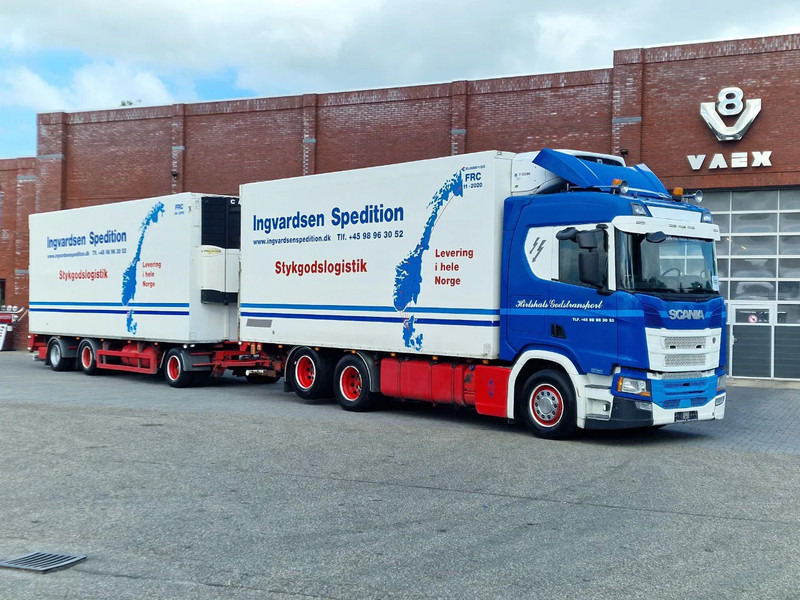 Scania R500 NGS B6X2NB / Trailer-Bygg 12-2004 / Frigobox Sidedoors / Rohrbahen / hooks - Refrigerator truck: picture 1 Scania R500 NGS B6X2NB / Trailer-Bygg 12-2004 / Frigobox Sidedoors / Rohrbahen / hooks - Refrigerator truck: picture 1