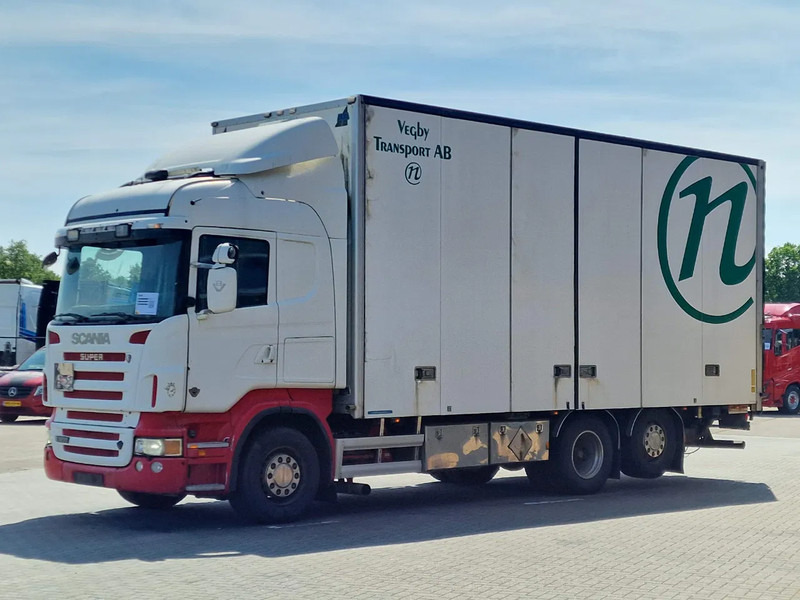 Scania R500 V8 Highline 6x2*4 - Box with side doors - Loadlift - Manual gearbox with retarder - Full air - Steering axle - Box truck: picture 3 Scania R500 V8 Highline 6x2*4 - Box with side doors - Loadlift - Manual gearbox with retarder - Full air - Steering axle - Box truck: picture 3