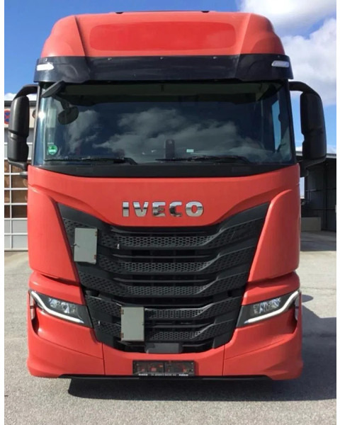 Iveco S-WAY 460 LNG - 4x2 - Retarder - Full air - Tractor unit: picture 2 Iveco S-WAY 460 LNG - 4x2 - Retarder - Full air - Tractor unit: picture 2