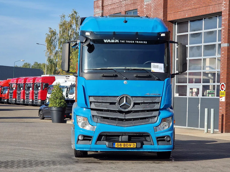 Mercedes-Benz Actros 1842 - 4x2 - Streamspace - Euro 6 - Fridge - Tractor unit: picture 2 Mercedes-Benz Actros 1842 - 4x2 - Streamspace - Euro 6 - Fridge - Tractor unit: picture 2
