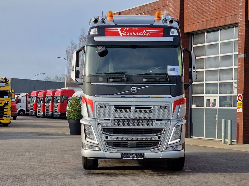 Volvo FH 13.460 Globetrotter 4x2 - PTO/Hydraulic - 2x tank - Steel/Air - Tractor unit: picture 2 Volvo FH 13.460 Globetrotter 4x2 - PTO/Hydraulic - 2x tank - Steel/Air - Tractor unit: picture 2