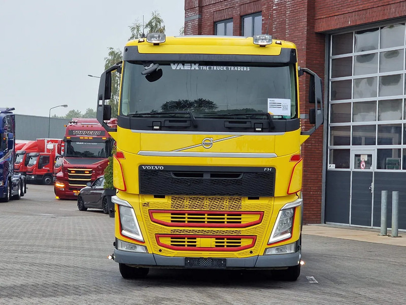 Volvo FH 13.500 6x4 - Lift axle - PTO/Hydraulic - Full air - Navi - - Tractor unit: picture 2 Volvo FH 13.500 6x4 - Lift axle - PTO/Hydraulic - Full air - Navi - - Tractor unit: picture 2