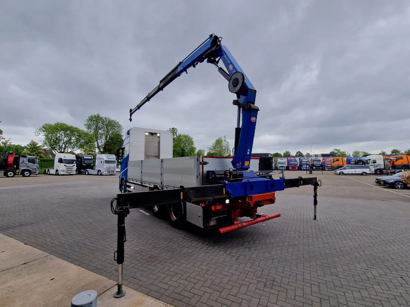 Volvo FH 13.540 Globetrotter 6x4 - HMF 1920K with remote year 2019 - Full air - Leather - Crane truck: picture 5 Volvo FH 13.540 Globetrotter 6x4 - HMF 1920K with remote year 2019 - Full air - Leather - Crane truck: picture 5